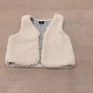 Gap kids vest cream grey stars